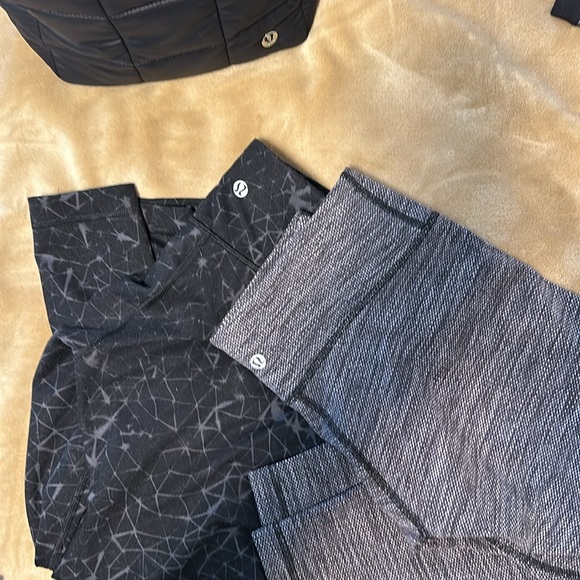 Crops - size 6 - TWO PAIRS bundle - Picture 2 of 2